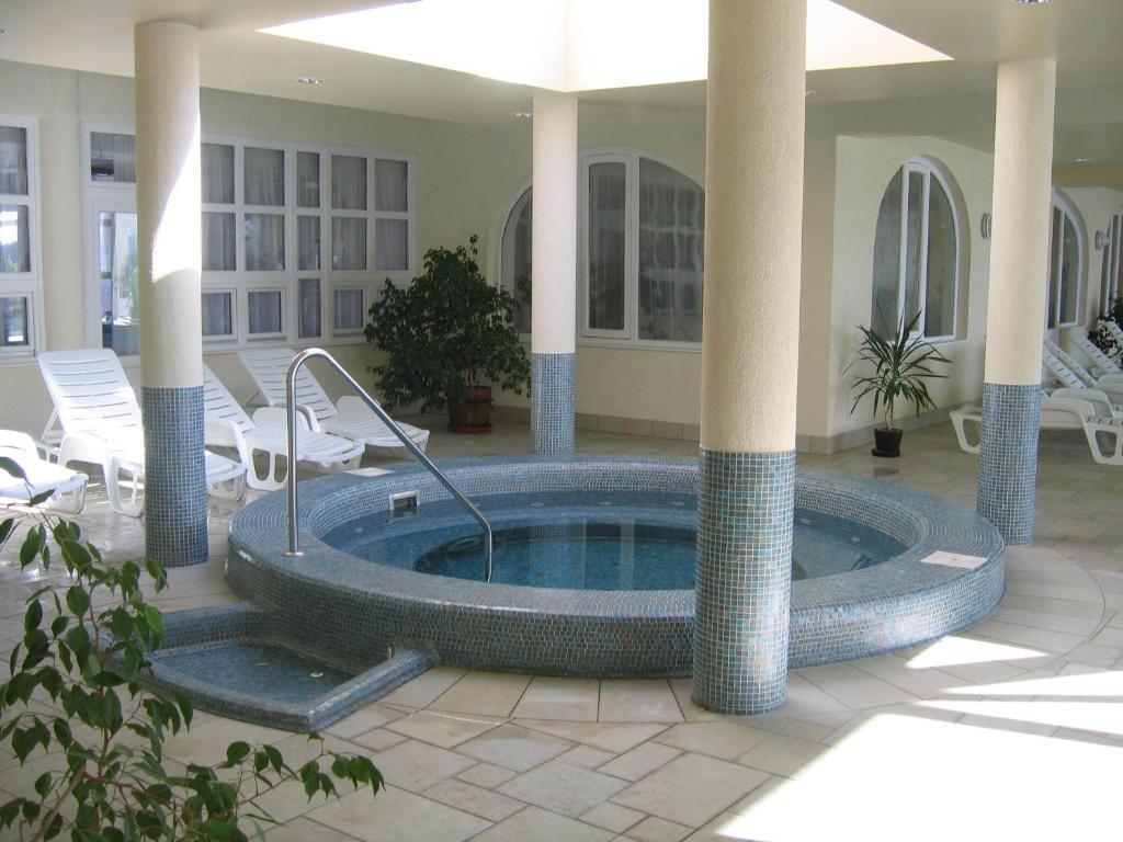 Hotel Juventus Веленце Экстерьер фото